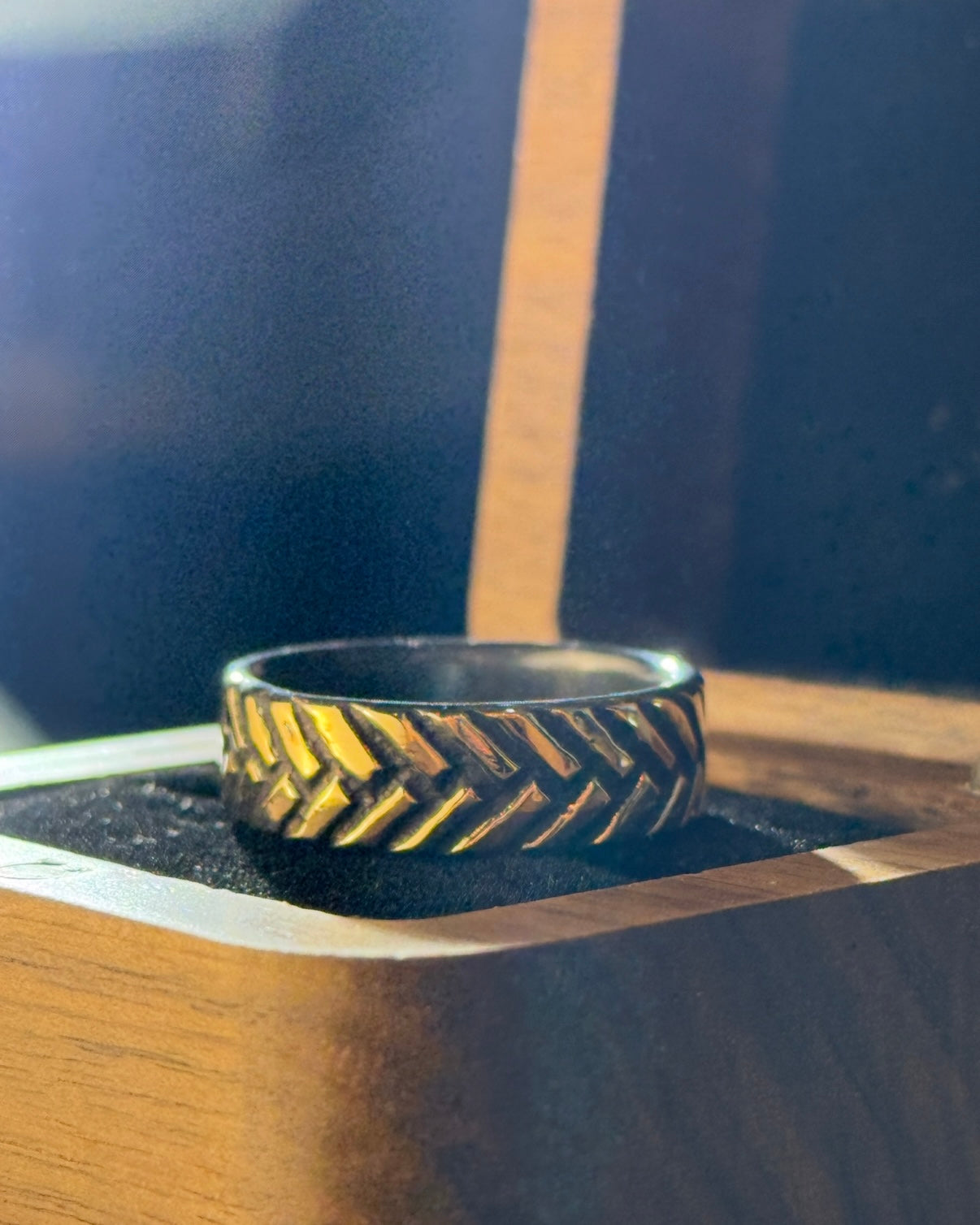 The Herringbone - 18k Gold